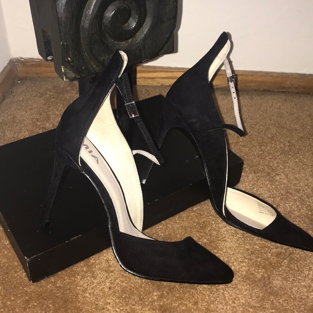 Velvet heels